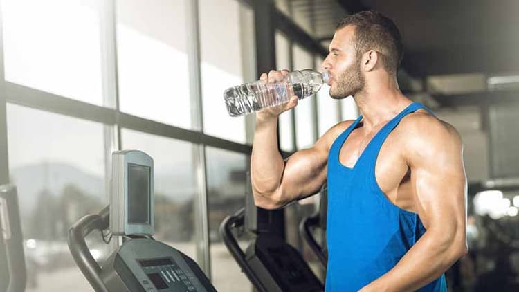 How Much Water Should You Drink During Workout?