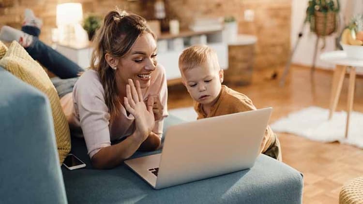Coping Up With Long Distance Family Relationships